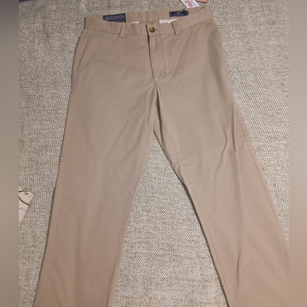 BNWT: Vineyard Vines Khaki Pants